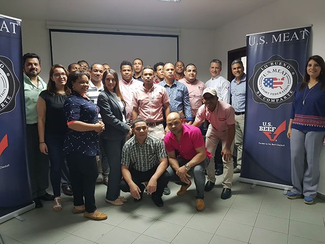 Seminarios de corte y cocción de carne de res en República Dominicana