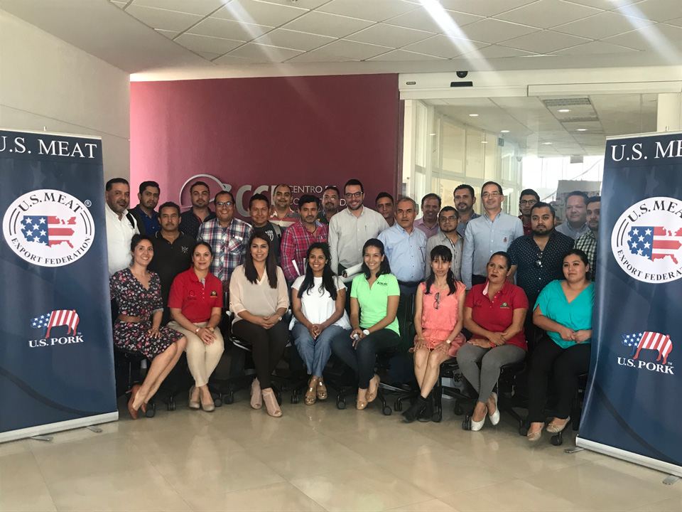 Seminario de res y cerdo en Cancún